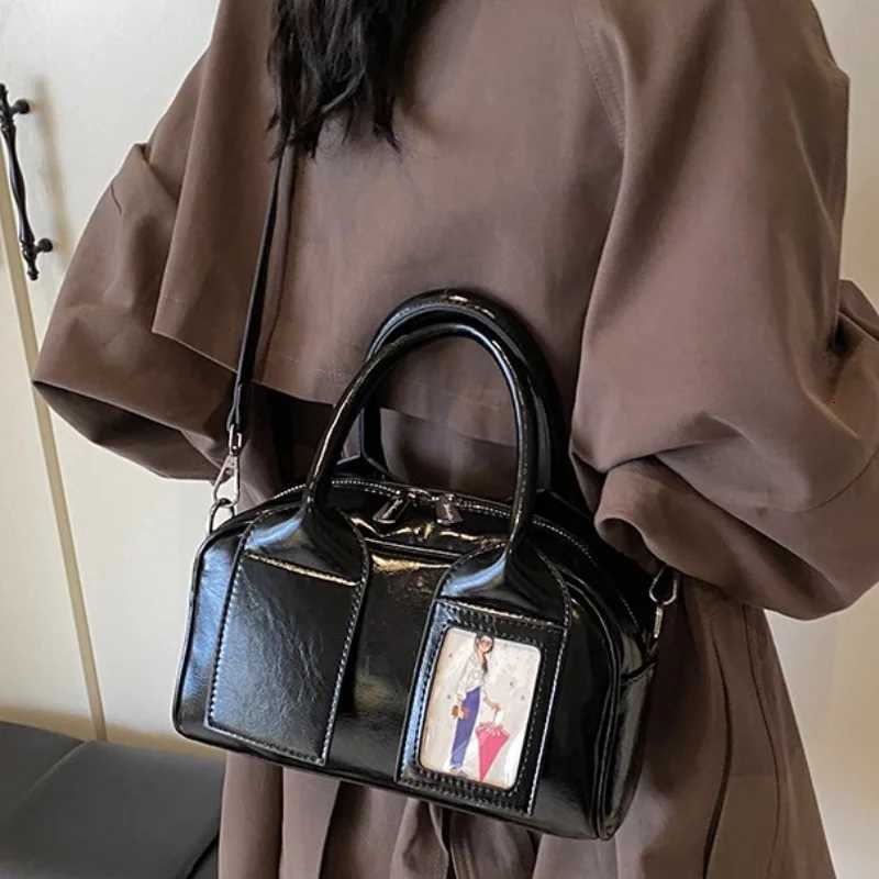 Korean New Highend Luxury Pillow Bag Brand Designer Versatile Commuter Shiny Leather Messenger Handbag Girl Japanes Student Bag Z250928
