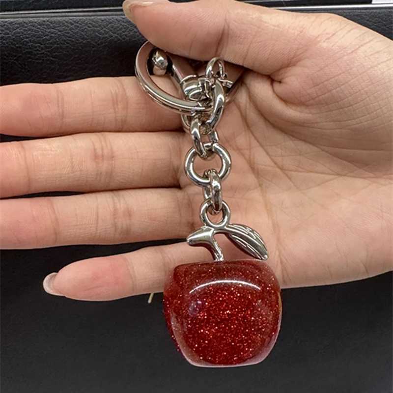 Luxury Cute Cherry Decorative For Bag Glitter Resin Red Apple Pendant For Handbags Shoulder Bags Keychain Charm Festive Gift Y250928as