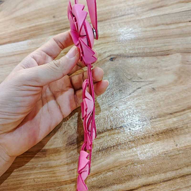 Luxury Flower Shaped Bag Charm Colorful Cow Leather Flower Bags Pendant Highend Keychain Hand Rope Gift Home Decoration Bag Accessorie Y250929as