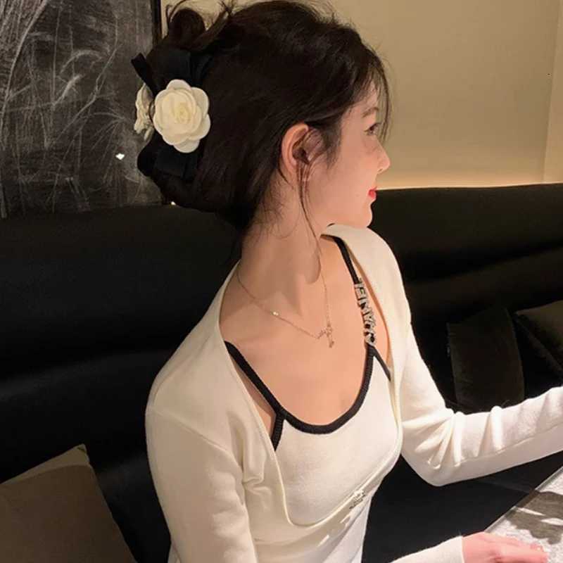 1PC Camellia Bow Hair Clip for Women Elegant Shark Clip HighEnd Hair Accessory for Back of Head W250928