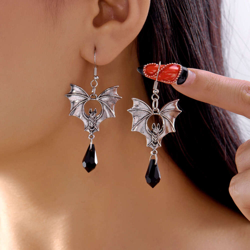 Hot Selling Exaggerated Gothic Bat Halloween Earrings