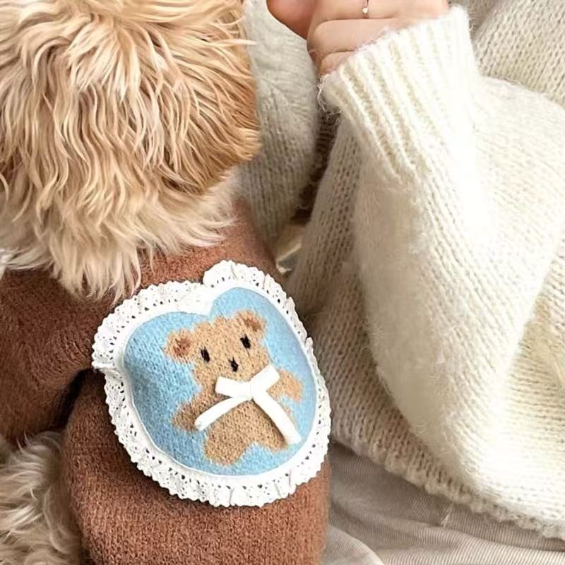 T1359 New autumn and winter all-match bottoming shirt for dogs and cats Teddy Bichon Yorkshire Terrier Pomeranian small dog pet clothes