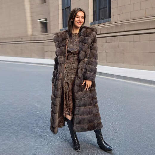 Sable Coat Long Women's Hooded Warm Overcoat 2025 Winter New Fashion Mink Fur Jacket Female Furry Overcoat