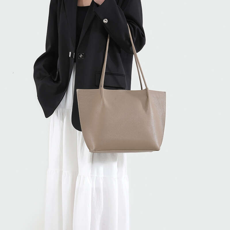 designer bag Luxury bag White Groove Genuine Leather Laptop Korean Fashion Casual Simple Tote New Versatile Women's Shoulder Bag