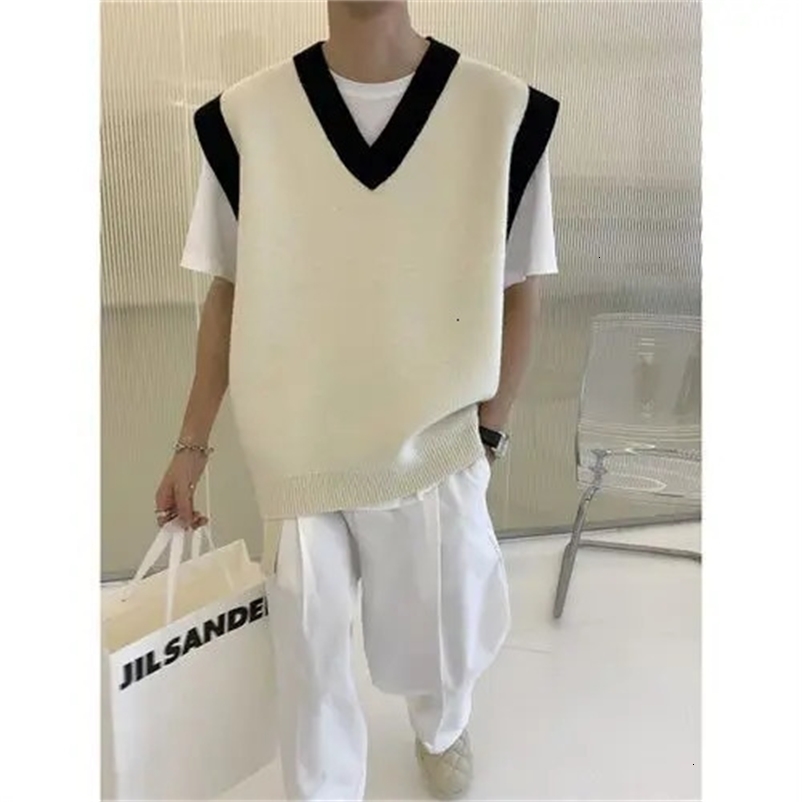 Korean Sweater Vest Mens Fashion Knitwear Solid Color Casual V-neck Knitted Pullover Men Loose Knitting Sweaters Clothes B282 240712