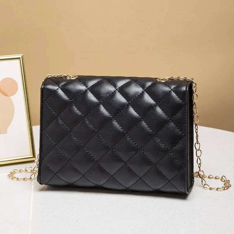 Designer Bags New One Shoulder Oblique Cross Small Square With Missing Corner Style Dia Latch Buckle Women's Bag Hot Selling