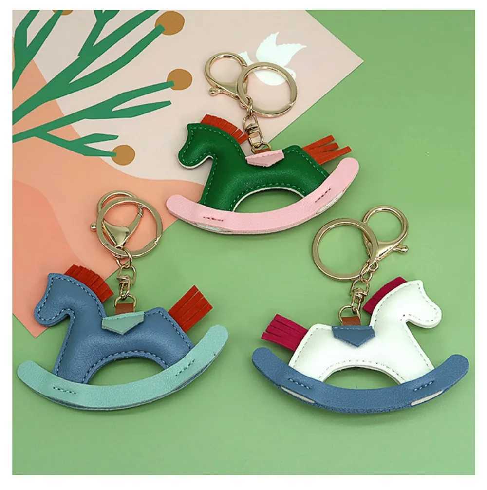 Luxury Cartoon Horse Bag Pendant Creative PU Keychain Pendant Keyring Leather Creative Cotton Pony Decorative Accessories Ornament Y250928ej