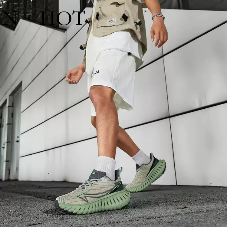 NHOT Designer New Men's Sports Shoes Are Luxurious Breathable Mesh Running Shoes Trendy, Fashionable Versatile Anti Slip Wear-resistant Outdoor C