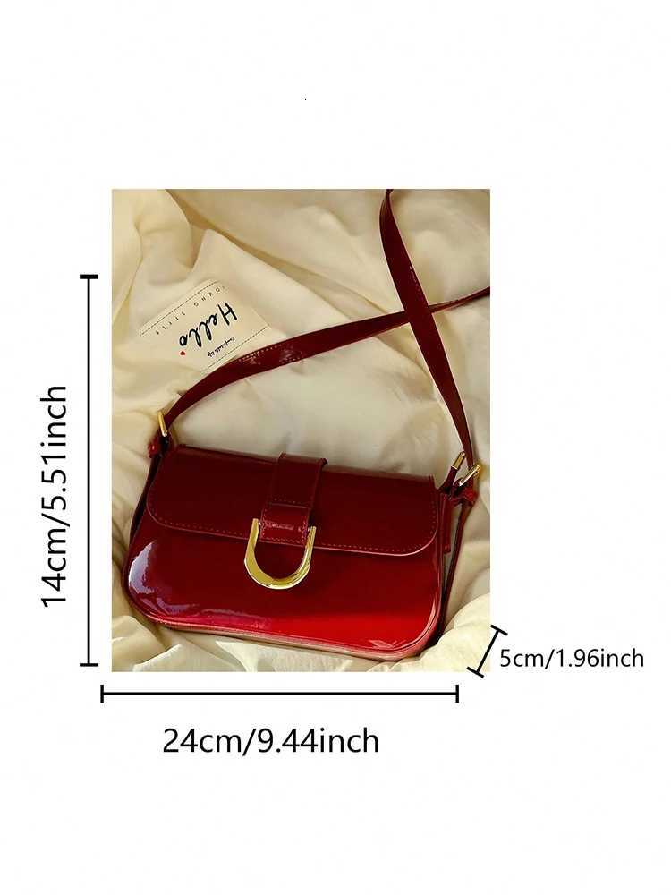 2025 new retro wine red road buckle crossbody bag shoulder bag armpit bag fashionable casual womens daily commuting womens bag Z250928