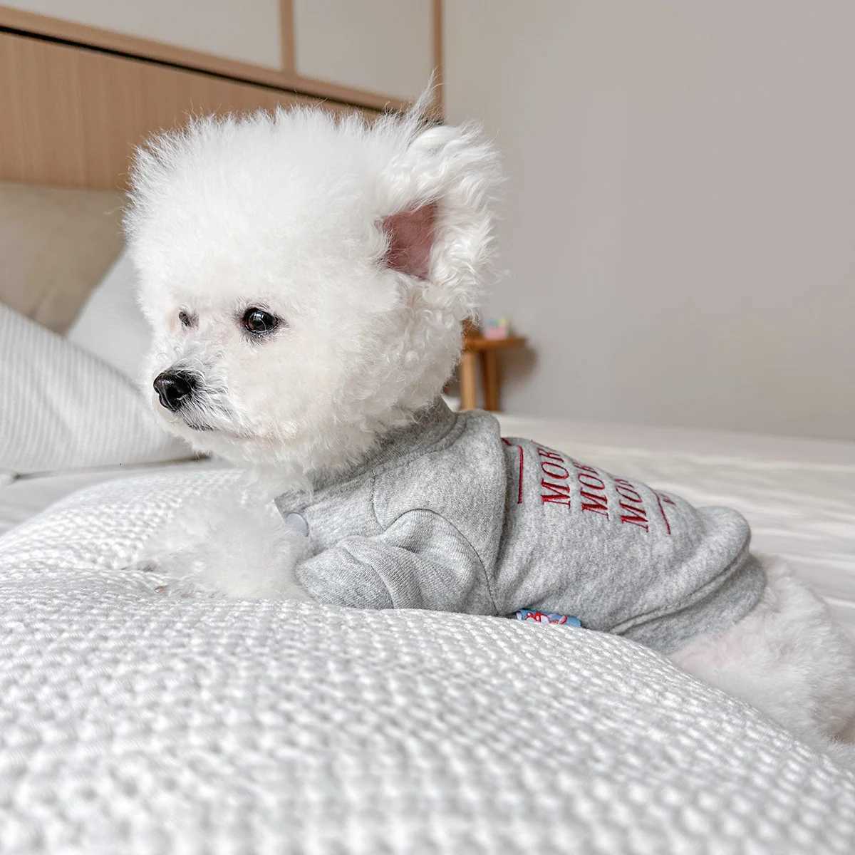 1Pc Pet Clothes Dog Cat Autumn Gray Handsome Open Button et Sweater X250928