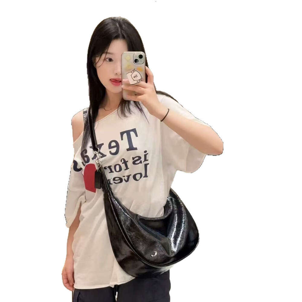 designer bag Luxury bag New Juliet Sling Crescent Handheld Crossbody Shoulder Oil Wax Leather Large Capacity Women's Bag
