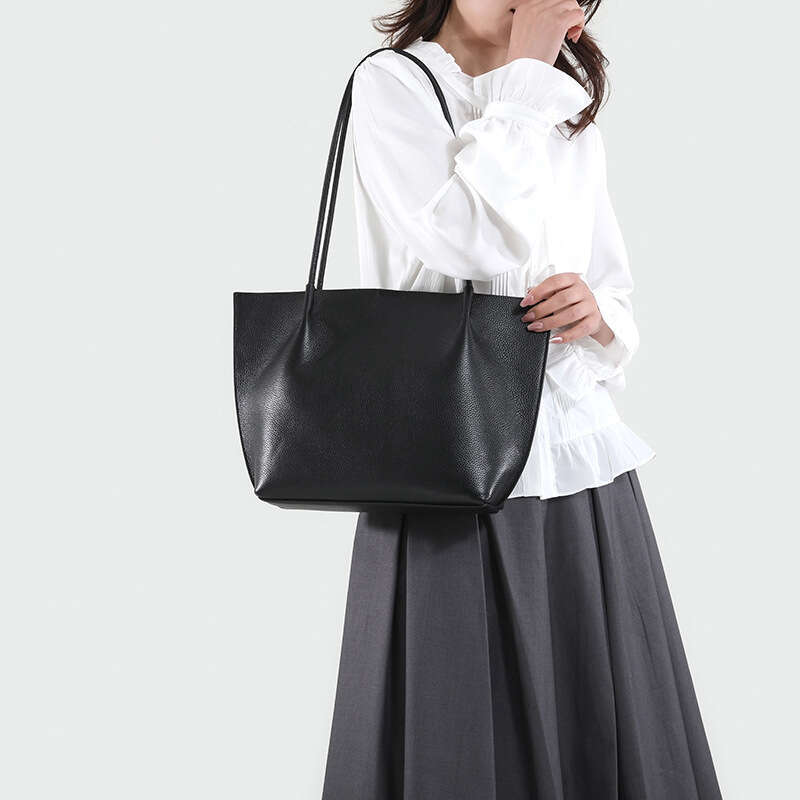 designer bag Luxury bag White Groove Genuine Leather Laptop Korean Fashion Casual Simple Tote New Versatile Women's Shoulder Bag