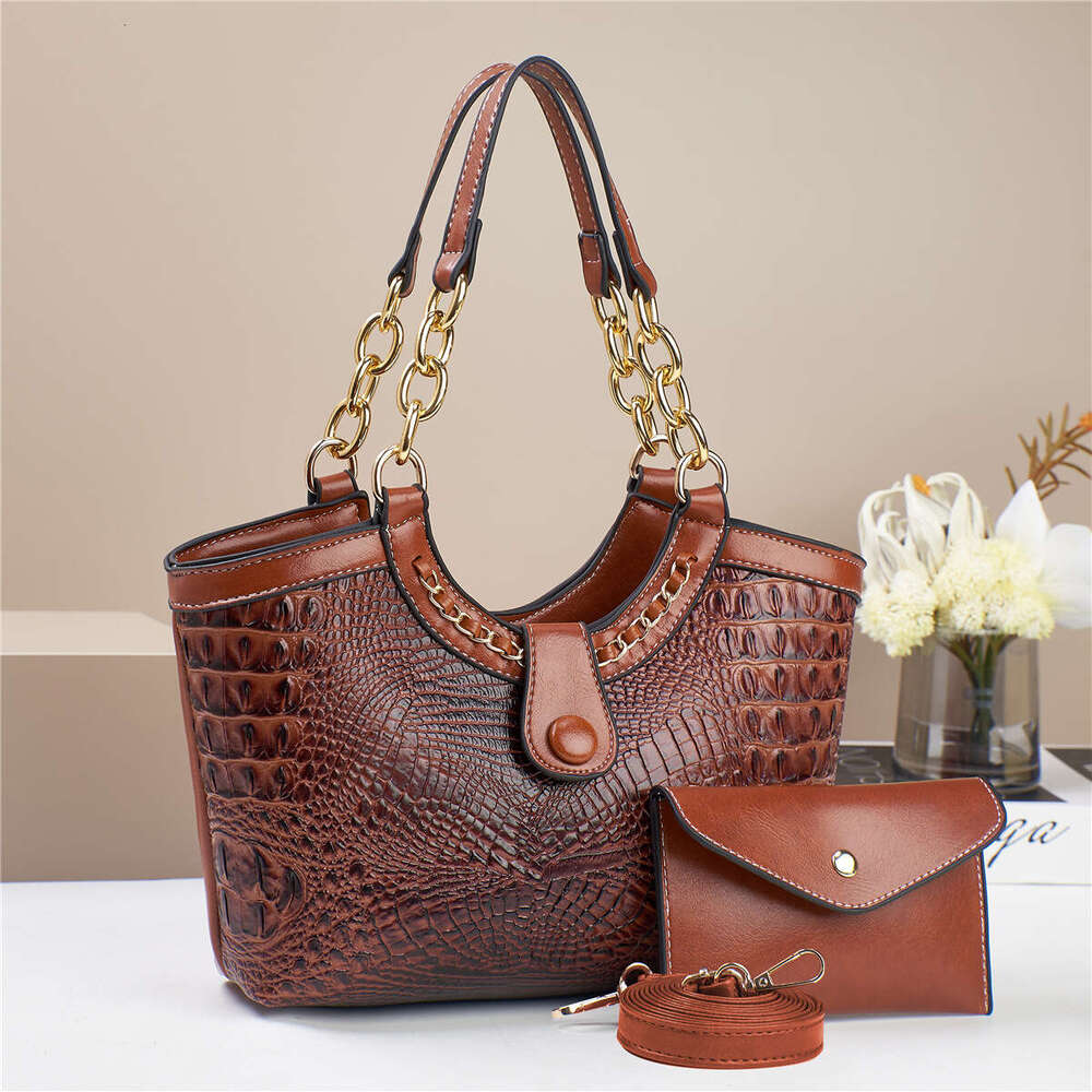 Summer New Fashion Handbag Single Shoulder Crossbody Elegant Women's Middle-aged Mom Bag Versatile 2025