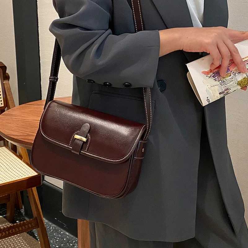 Top grain Cowhide Leather Womens Small Square Purses And Handbag For Ladies Soft Cow Crossbody Luxury Female postmans bag Z250928