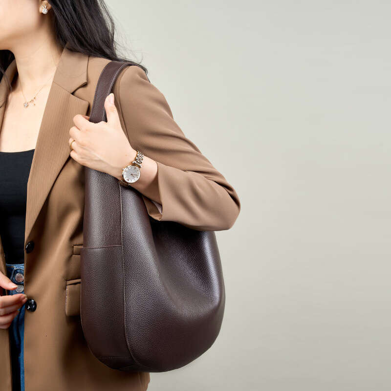 Luxury bag High Quality Top Layer Cowhide Tote Premium Simple Large Capacity Genuine Leather Commuter Crescent Bag Single Shoulder Handbag for Women