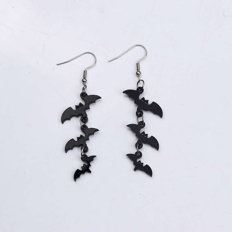 New Halloween Fashion Simple Personality Quirky Step Bat Acrylic Drop Earrings