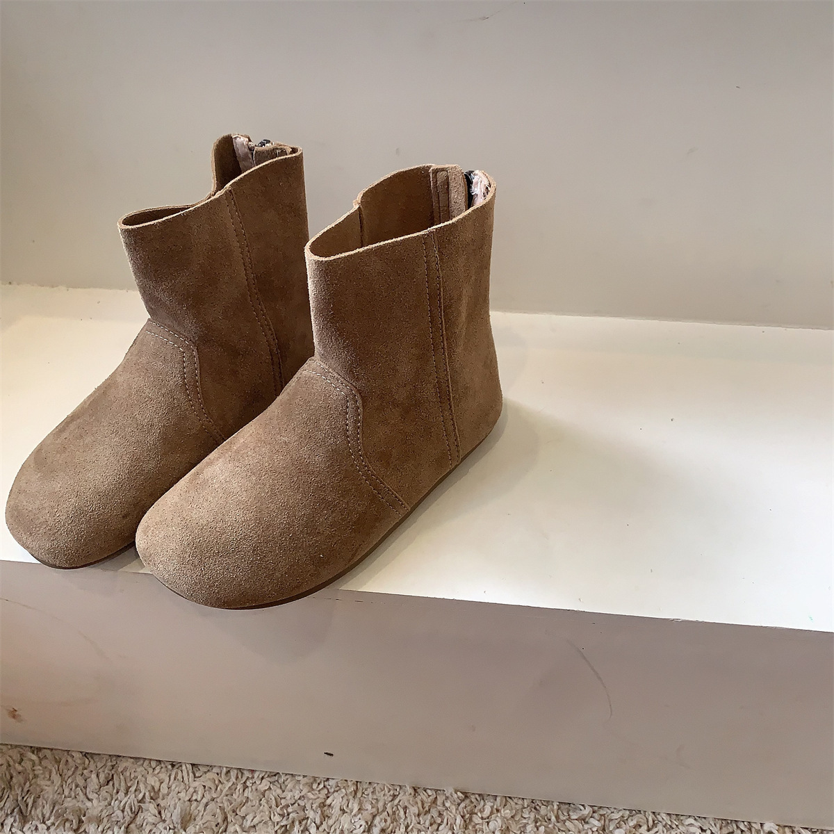 Autumn and winter new Korean suede leather children's shoes, men's and women's Martin boots, fashionable short boots, trendy snow boots