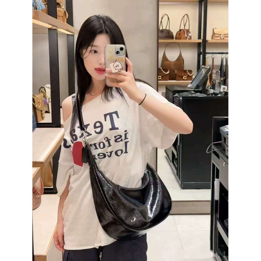 designer bag Luxury bag New Juliet Sling Crescent Handheld Crossbody Shoulder Oil Wax Leather Large Capacity Women's Bag