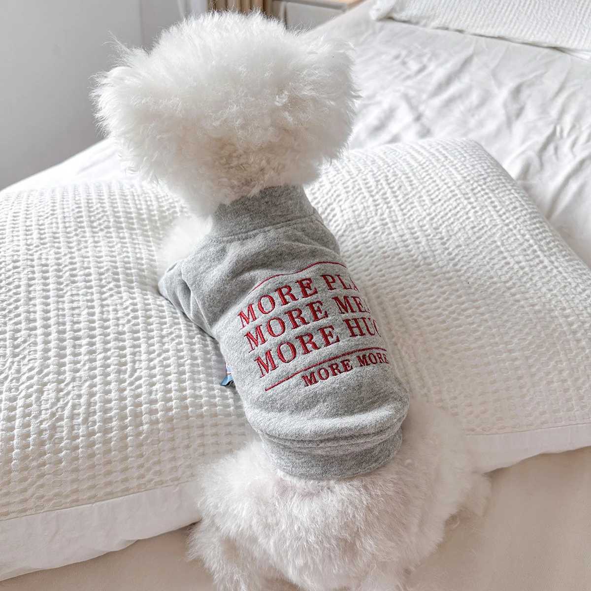 1Pc Pet Clothes Dog Cat Autumn Gray Handsome Open Button et Sweater X250928