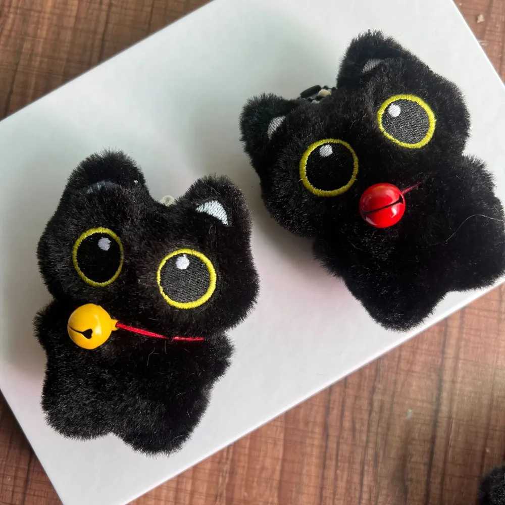 Little Black Cat Plush Pendant Keychain Cute Cartoon Bigeyed Cat Chain Doll Backpack Pendant Gift KeychainXJ250928