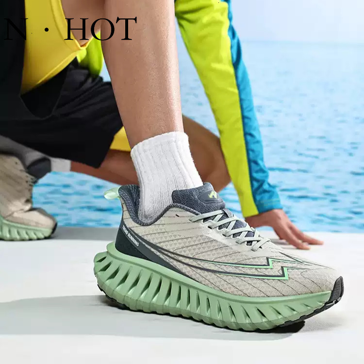 NHOT Designer New Men's Sports Shoes Are Luxurious Breathable Mesh Running Shoes Trendy, Fashionable Versatile Anti Slip Wear-resistant Outdoor C