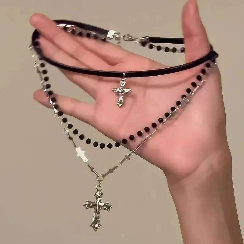 Y2K Multi-Layer Cross Spicy Girl Punk Beaded Pendant Vintage Hip Hop Personalized Chain Cool Long Necklace