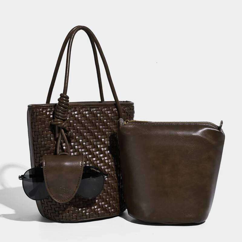 Hand Woven Bucket Bags For Women Designer Handbags Purses 2025 New In PU Woveing With Inner Pocket Glasses Clip Shoulder Suotong0912 250912 Suotong250