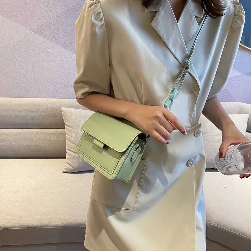 Classic Designer PU Leather Crossbody Bag for Women Travel Handle Handbag Fashion Shoulder Messenger Bag Ladies Small Flap Bag Z250928