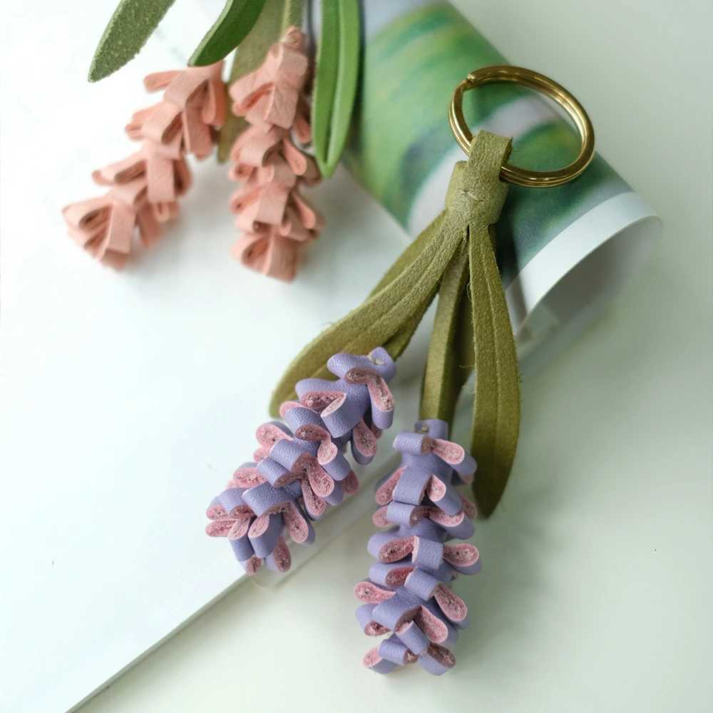 Luxury Cowhide Leather Lavender Charm For Womens Bag Fashion Keychain Durable Exquisite Workmanship Bag Decoration Bag Accessories Y250928