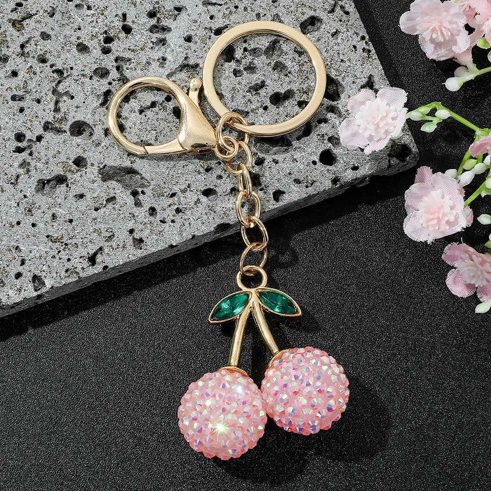 Luxury Cherry Charm Handbag Pendant Keychain for Womens Exquisite Internetfamous Crystal Cherry Bag HighGrade Pendant Y250928as