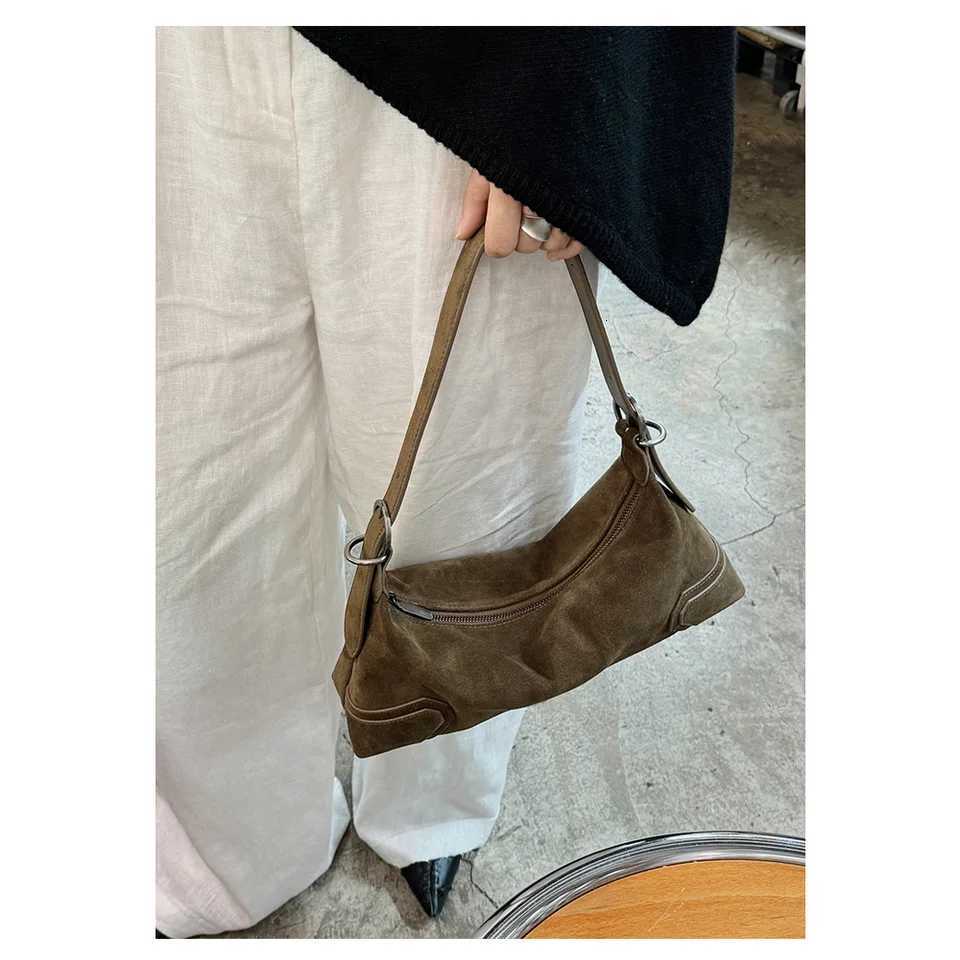 2025 Light Luxury Premium Deer Skin Velvet Retro Maillard Soft Leather Matte Cool Spicy Girl Underarm Bag Z250928