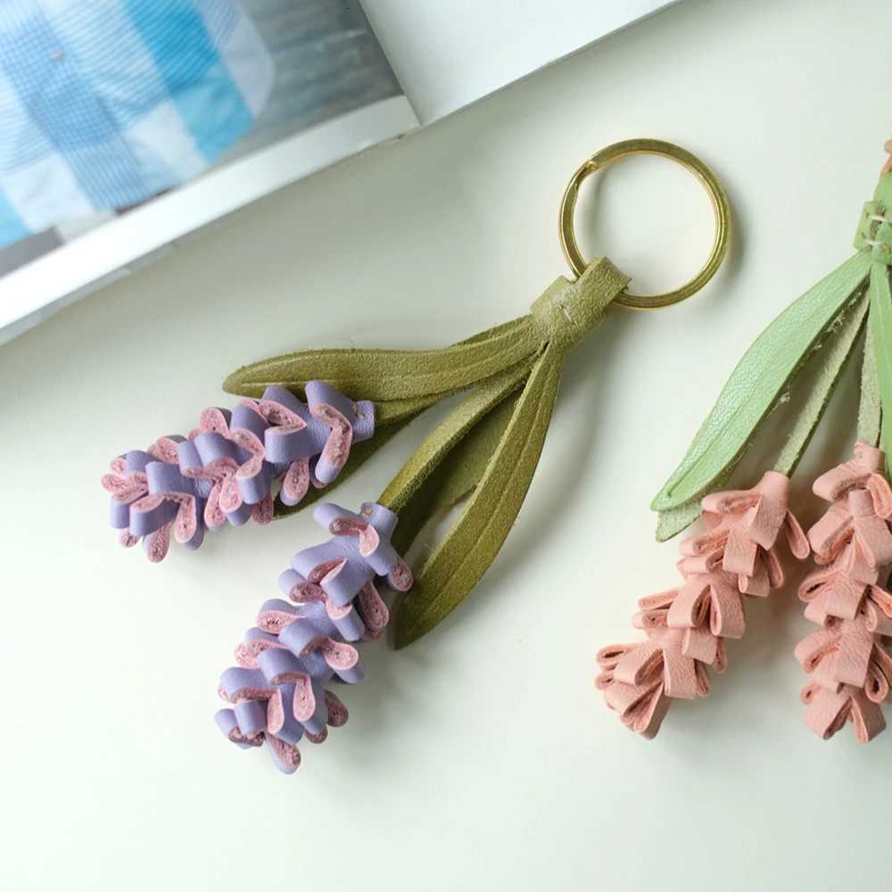 Luxury Cowhide Leather Lavender Charm For Womens Bag Fashion Keychain Durable Exquisite Workmanship Bag Decoration Bag Accessories Y250928