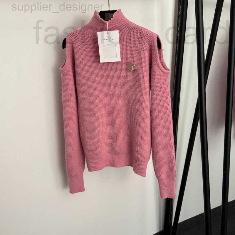 Women's Sweaters Designer designer Autumn and Winter High-End New Brooch Decoration Half-High Collar Off-Shoulder Long-Sleeve Knitted Sweater 6R6F 7JD9