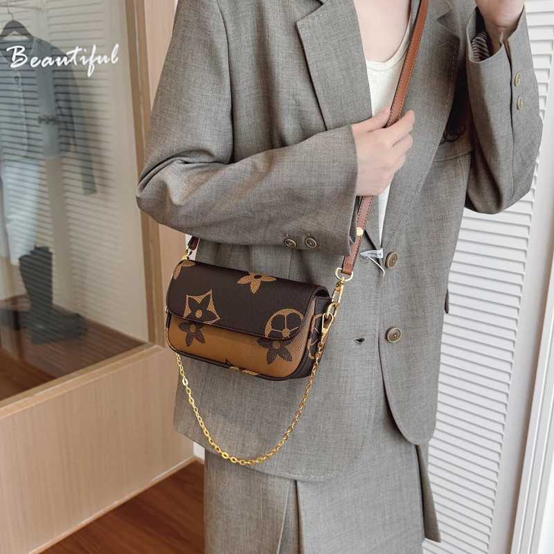 HighQuality Womens Leather Handbag Classic Elegant Design By Famous Luxury Brand For Popular Ladies Fashion Carry Z250928