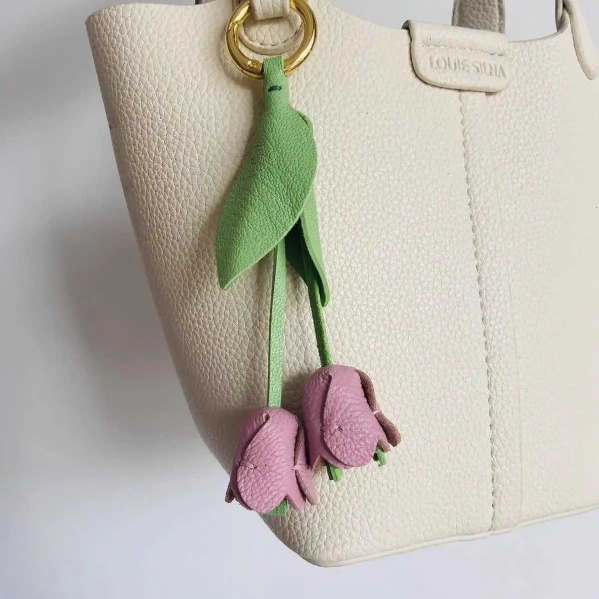 Luxury Leather Tulip Flower Shaped Bag Pendant Car Keychain Hand Rope Women Bag Accessories New Elegant Hand Bag Rope Accessories 2025 Y250928
