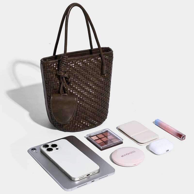 Hand Woven Bucket Bags For Women Designer Handbags Purses 2025 New In PU Woveing With Inner Pocket Glasses Clip Shoulder Suotong0912 250912 Suotong250