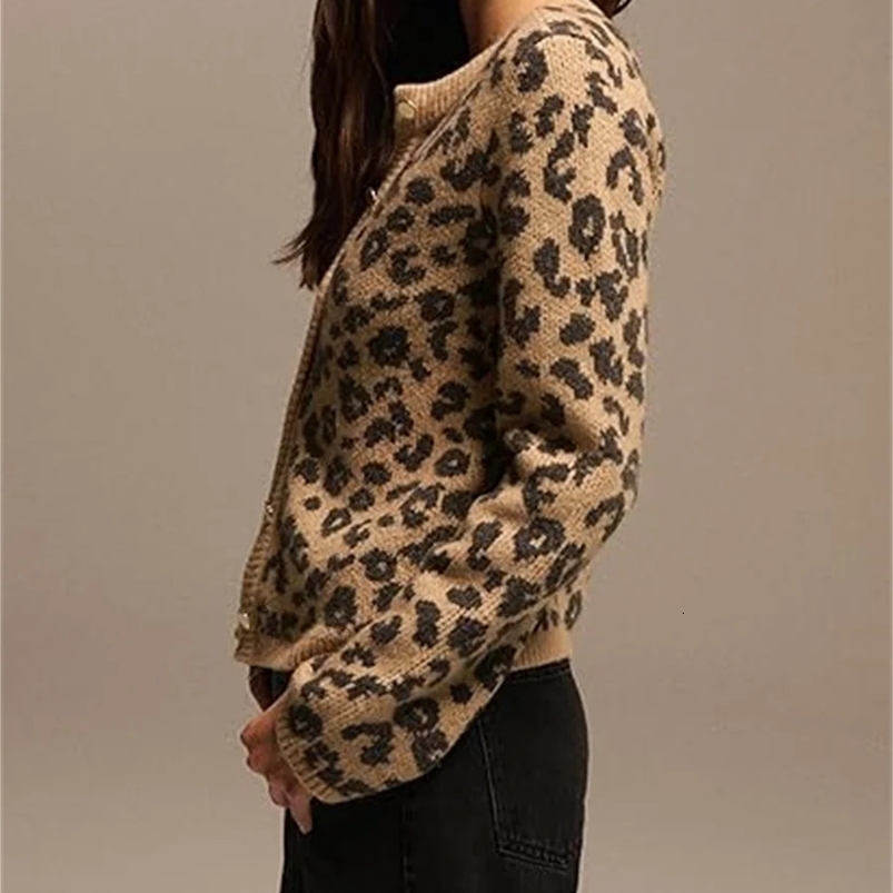 Fashion Knitted Leopard Print Cardigan Womens Loose Casual Printed Long Sleeve ONeck Top Retro Y2k Sweater Female 250107Z