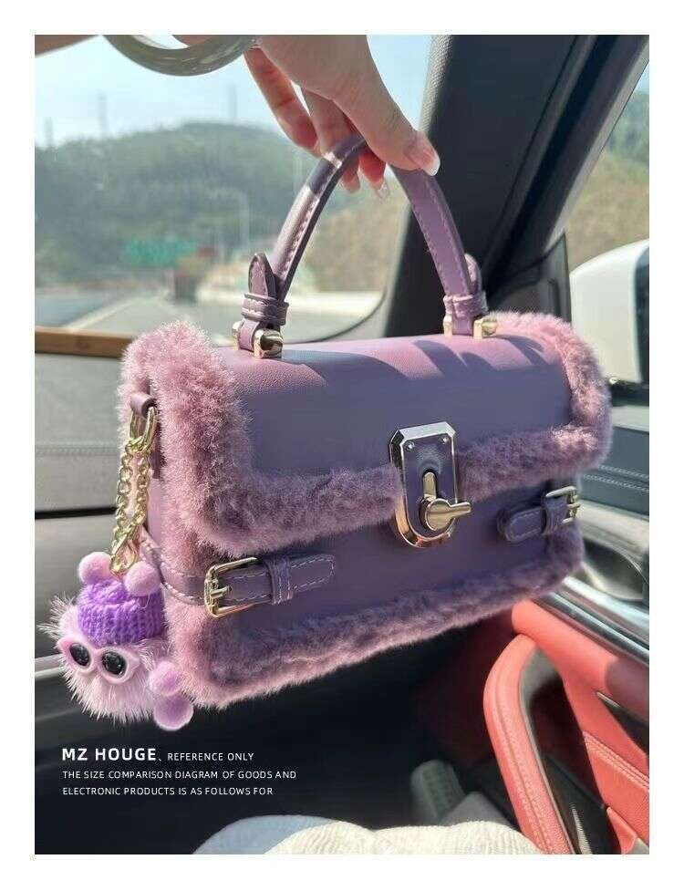 autumn and winter premium sense of texture niche fashion versatile shoulder plush crossbody bag explosive models