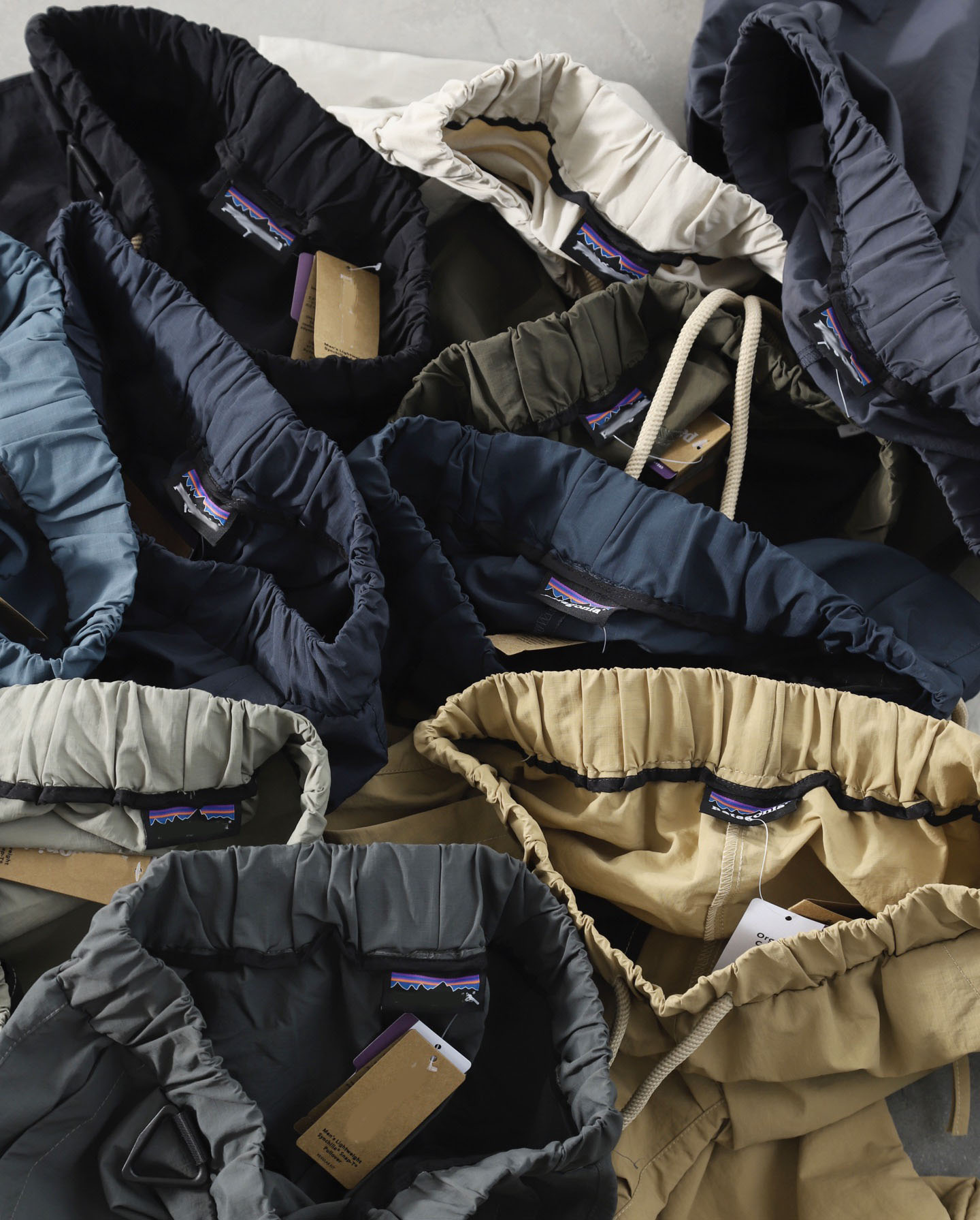 Desiger Luxury Uisex Outdoor Hikig Workwear Waterproof Breathable Parachute Cargo Pats - Drawstrig Pleated Durable Versatile Trekkig Trousers for Me Z