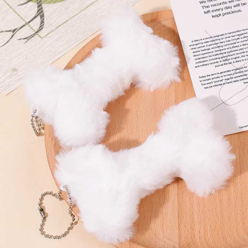 Plush Dog Bone Pendant Keychains Women Girls Cute Cartoon White Dog Bone Pendant Schoolbag Key Ring Doll Plush Toys AccessoriesXJ250928