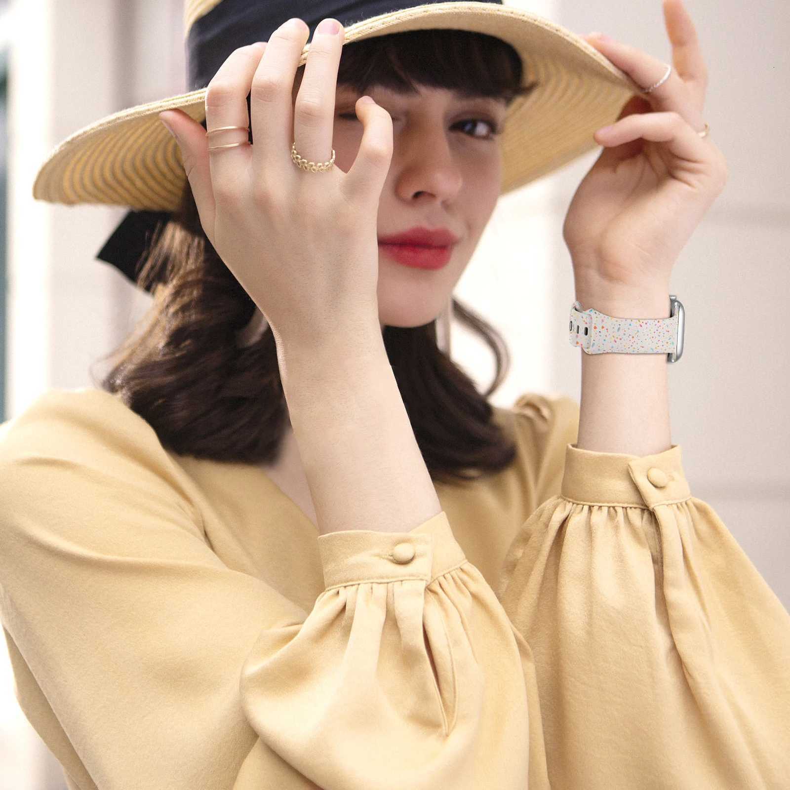 Sport Silicone Loop for Apple watch band 40mm 45mm 44mm 41mm 38mm 49mm Soft bracelet iwatch Series 9 8 7 6 5 3 SE Ultra 2 strap W250928