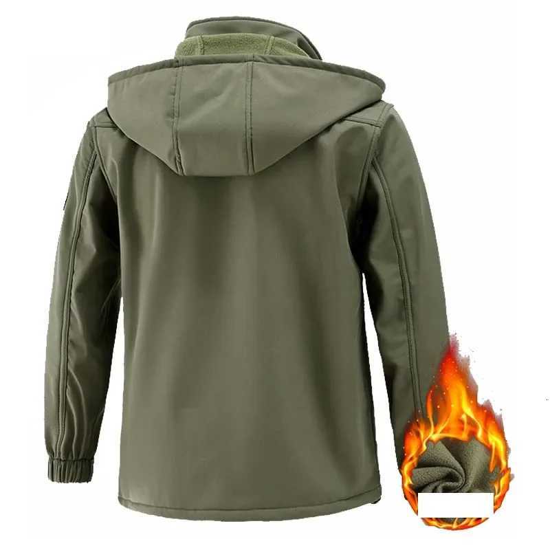 Winter Autumn Tactical Jacket Suit Men Soft Tactical Jackets Waterproof Pants Men Hiking Camping Hood Windbreaker Fleece Jacket W250928