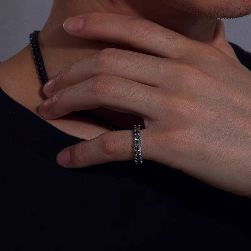 Punk Rock Style 925 Sterling Silver Ring 4mm Black Moissanite Factory Wholesale Lab Diamond Jewelry Ring for Men