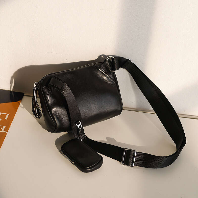 designer bag Luxury bag Women's New High-end Genuine Leather Chest Fashion Simple Top Layer Cowhide Saddle Street Trend Crossbody Bag