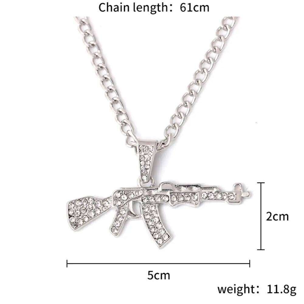 Crystal Ak 47 Rhinestone Bling Chain Fashion Creative Hip Hop Subhine Gun Pendant Necklace Women Men Rapper Jewelry