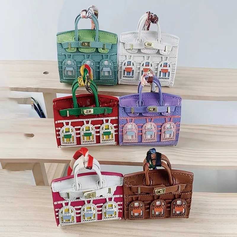 Luxury Hot selling high beauty mini bag window facing small house bag hanging accessories headphones lipstick car keys small bag Y250929as