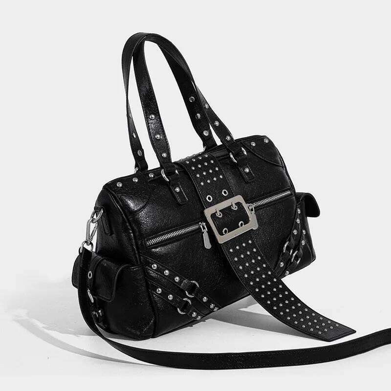 Large Capacity Ins Celebrity Shoulder bag Punk Style Rivet PU Crossbody Fashion Trendy Casual Versatile Women's bags