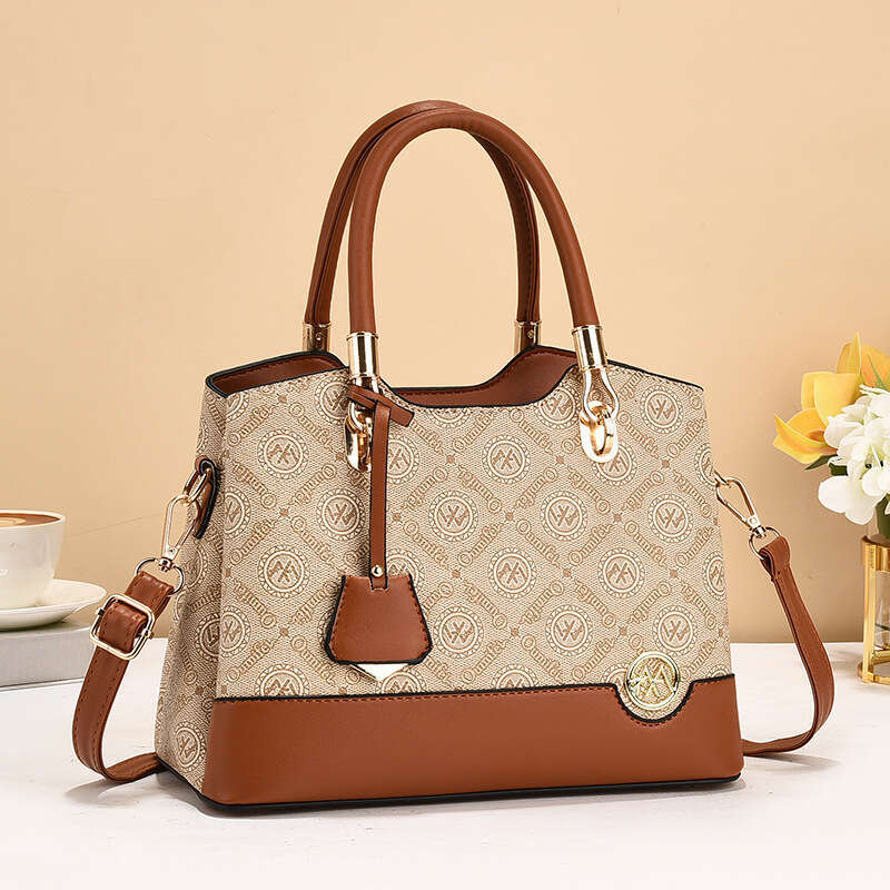 Single Shoulder Crossbody Elegant Mom Bag Versatile 2025 Summer New Fashion Handbag for Middle-aged Women