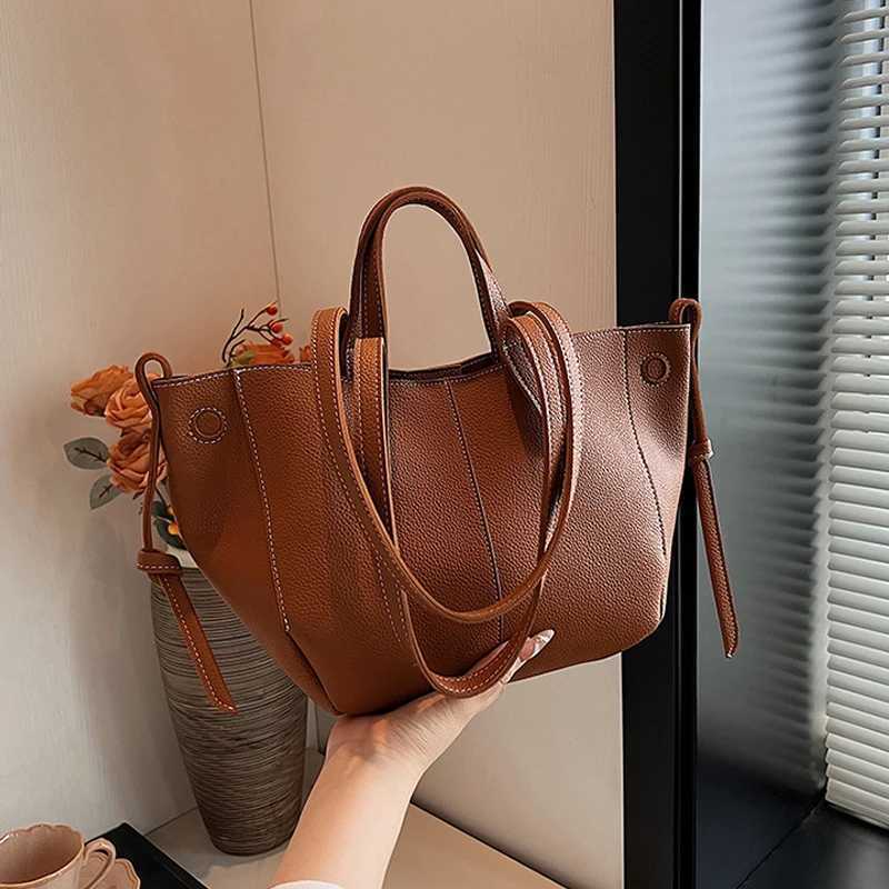 Autumn Vintage Soft Pu Leather Tote for Women 2024Luxury Designer Large Capacity Top Handle Bag Hobo Shopper Shoulder Bag Female Z250928