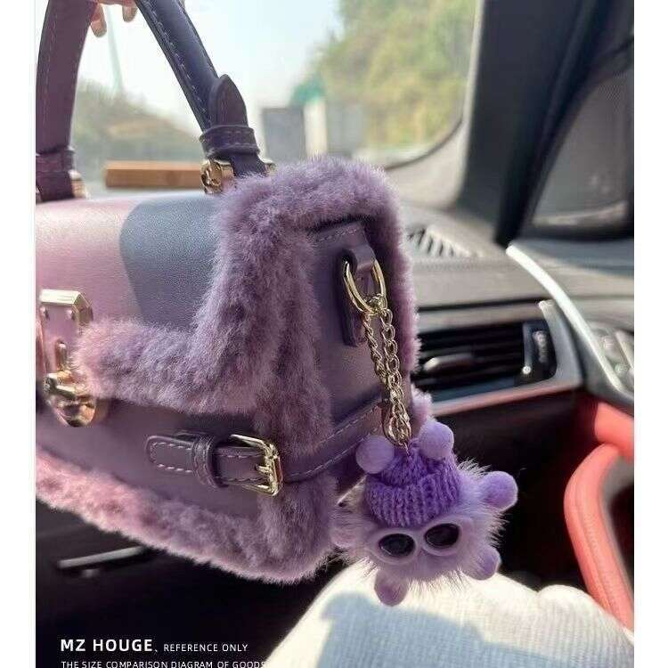 autumn and winter premium sense of texture niche fashion versatile shoulder plush crossbody bag explosive models